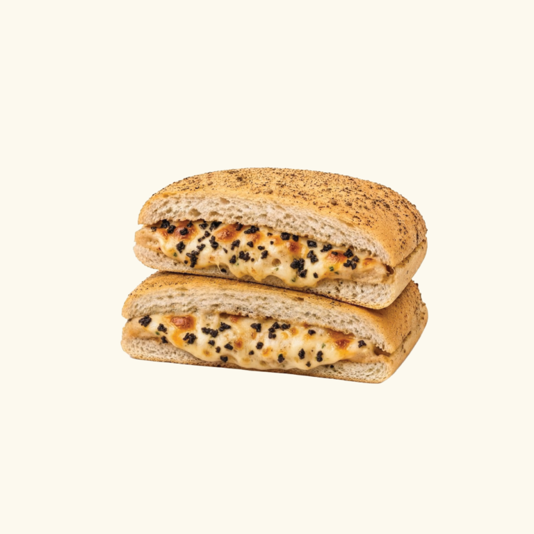 ثلاث أجبان حلومي